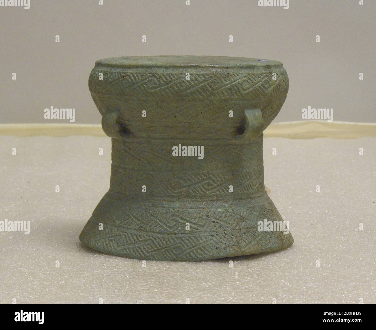 A bronze drum hi-res stock photography and images - Alamy
