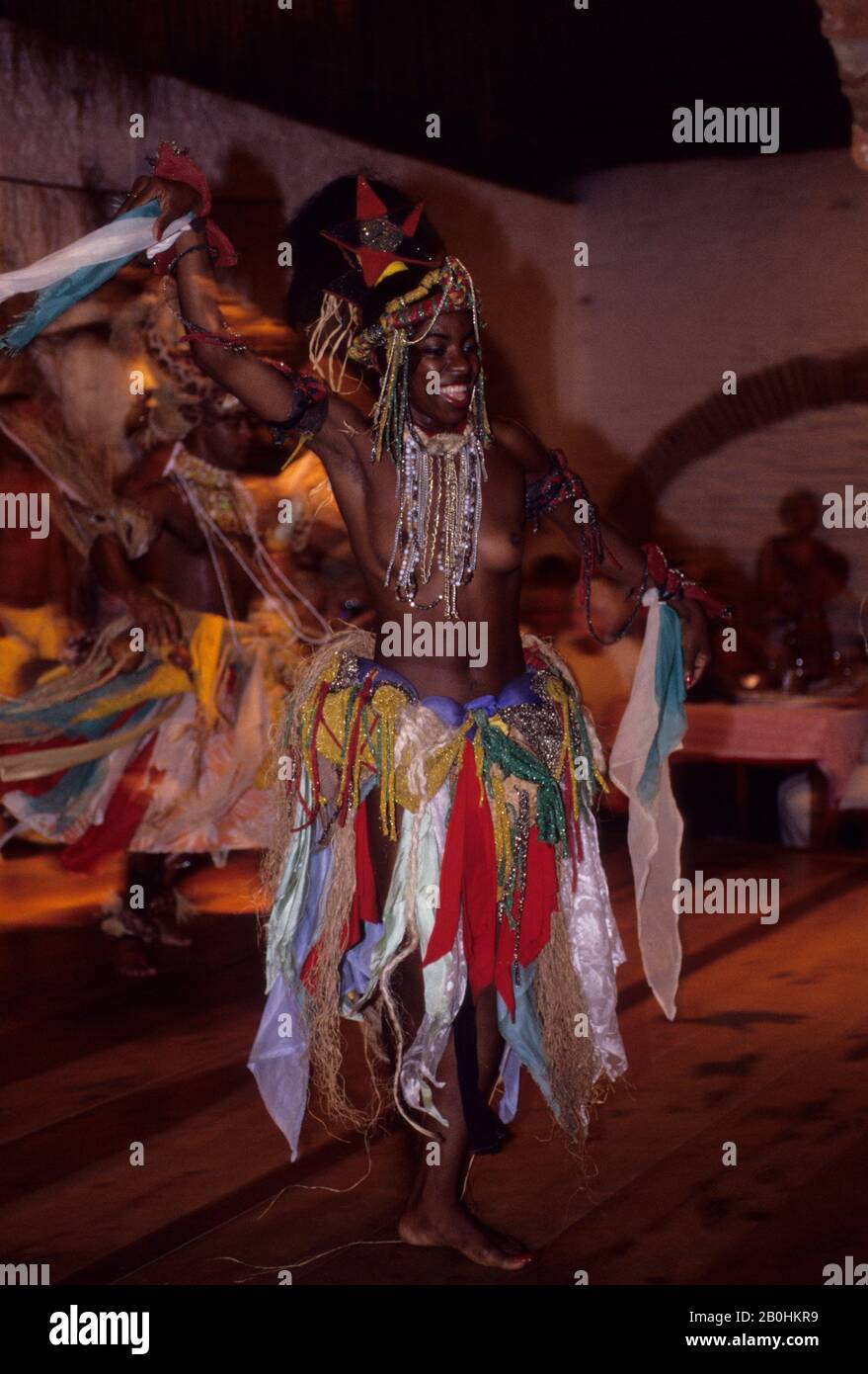 BRAZIL, SALVADOR DE BAHIA, CULTURAL DANCE PERFORMANCE, CAPOEIRA