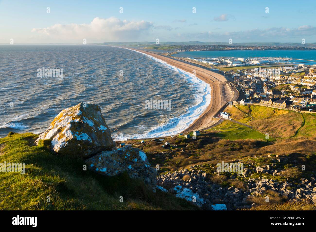 Chesil beach cliffs storm hires stock photography and images Alamy