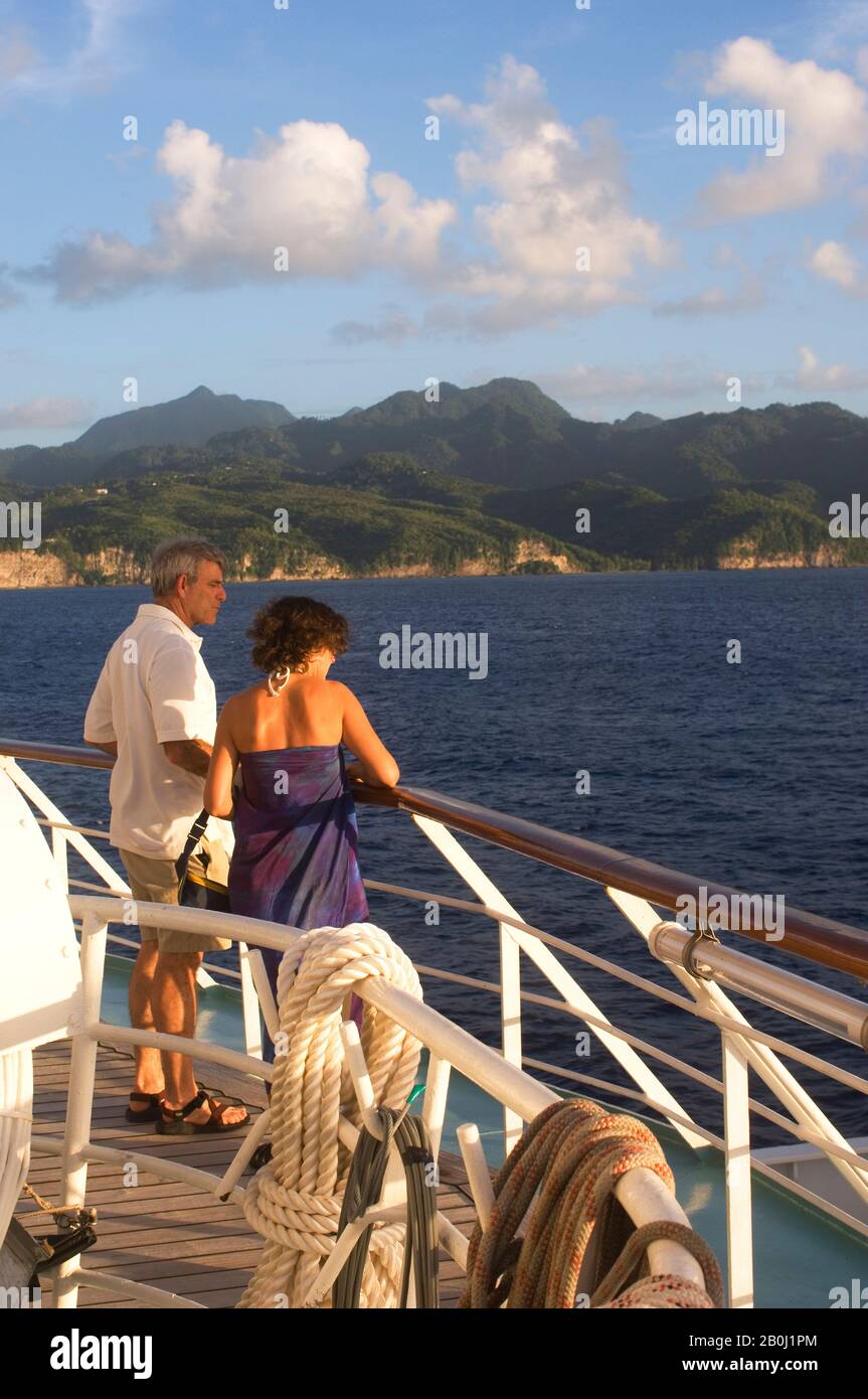St lucia cruise deck hi-res stock photography and images - Alamy