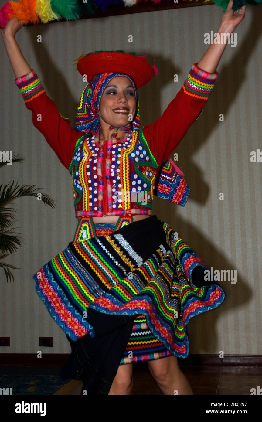 Peruvian folk dance hires stock photography and images Alamy