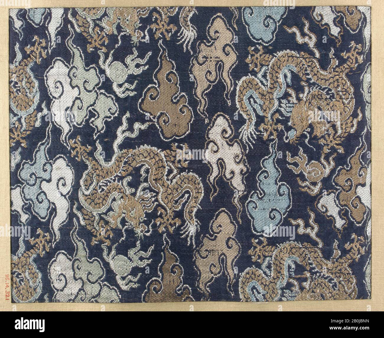 Piece, China, Qing dynasty (1644–1911), Date 18th–19th century, China, Silk,  8 x 9 3/4 in. (20.32 x 24.77 cm), Textiles-Woven Stock Photo - Alamy