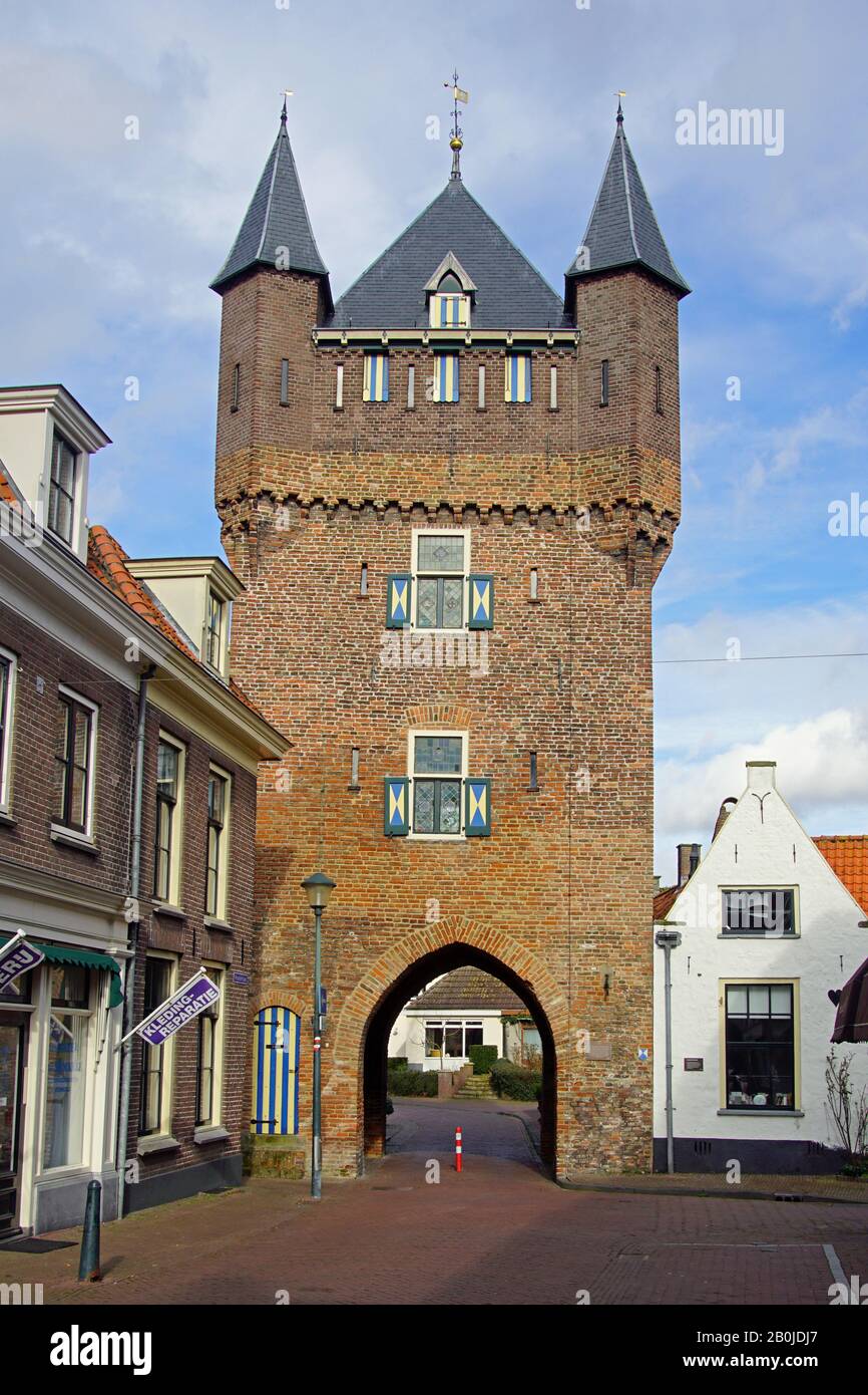 Hattem, the Netherlands - Februari 20, 2020: The Dijkpoort, citygate of the Dutch city of Hattem. Stock Photo