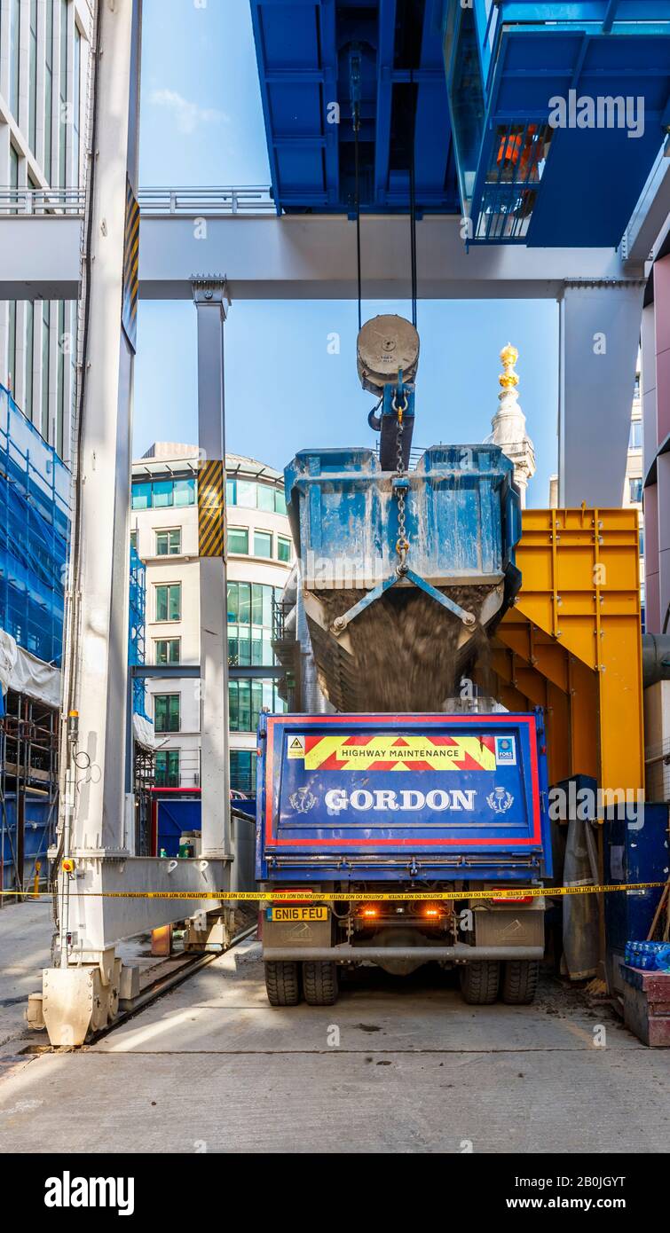 Spoil removal by lorry from tunnelling for the BSCU (Bank Station Capacity Upgrade) works under King William Street and Cannon Street London EC4 Stock Photo