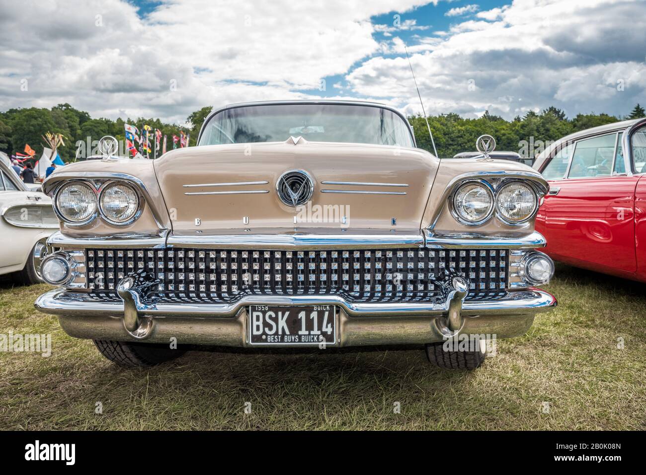 Classic retro vehicle hi-res stock photography and images - Alamy