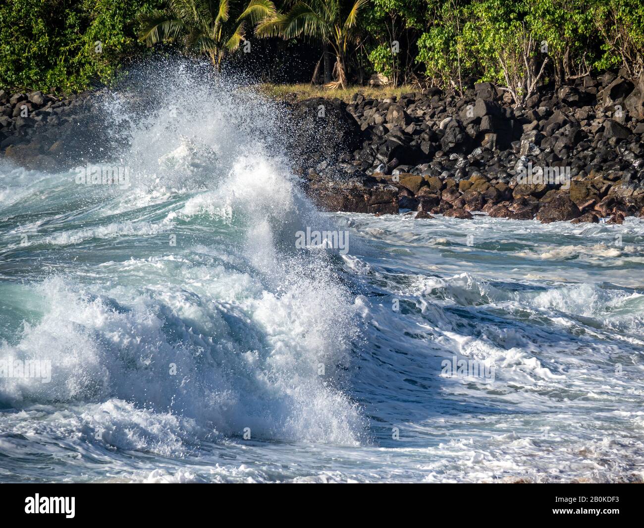 Ocean foam oahu hi-res stock photography and images - Alamy