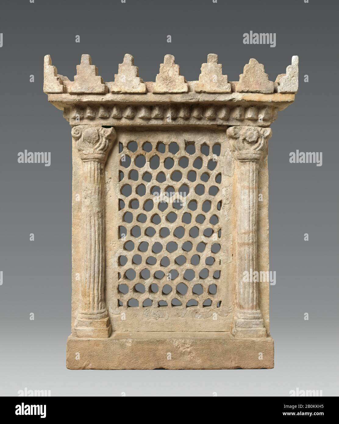 Window screen, Sasanian (?), Sasanian (?), Date ca. 6th–7th century A.D., Iran, Qasr-i Abu Nasr, Sasanian (?), Stucco, 40.75 x 32.5 x 6.25 in. (103.51 x 82.55 x 15.88 cm), Stucco-Architectural Stock Photo