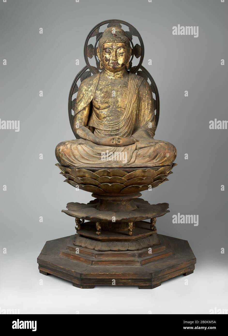 Amida Nyorai, Japan, Kamakura period (1185–1333), Date ca. 1250, Japan, Wood with gold leaf, H. 34 5/8 in. (87.9 cm); W. 28 3/4 in. (73 cm); D. 22 3/4 in. (57.8 cm), Overall (with pedestal): H. 61 in. (154.9 cm); W. 39 in. (99.1 cm); D.39 in. (99.1 cm), Sculpture Stock Photo