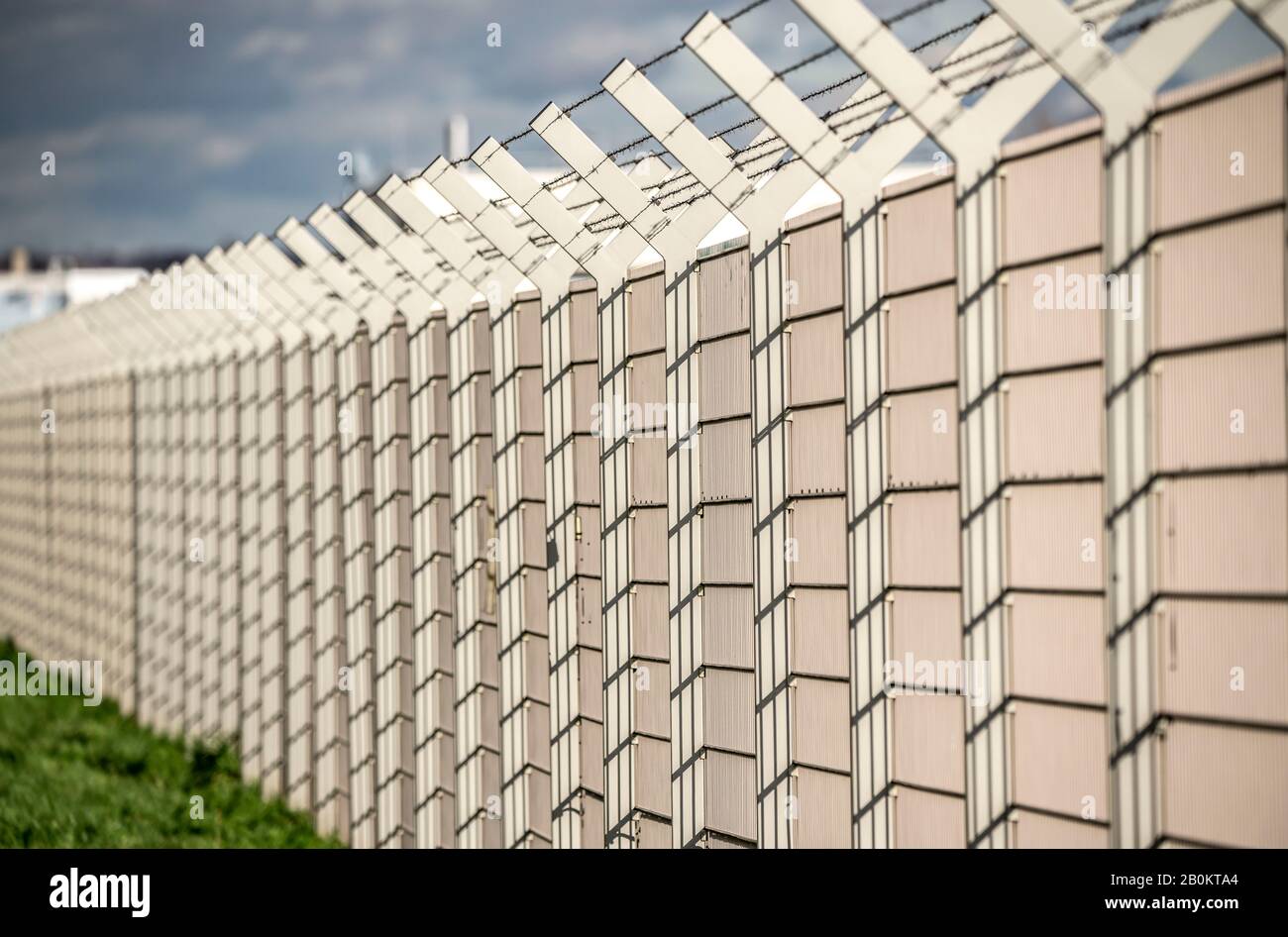 Fence, security fence, with barbed wire Y-crown, DŸsseldorf airport, Stock Photo