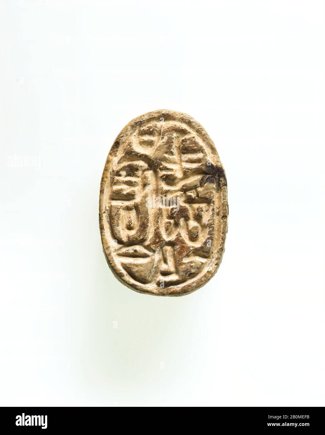 Scarab of Queen Inni, Middle Kingdom, mid Dynasty 13, reign of Aya ?, ca. 1700–1676 B.C., From Egypt, Memphite Region, Lisht North, Cemetery, 1920–22, Faience, L. 2 × W. 1.4 × H. 0.9 cm (13/16 × 9/16 × 3/8 in Stock Photo