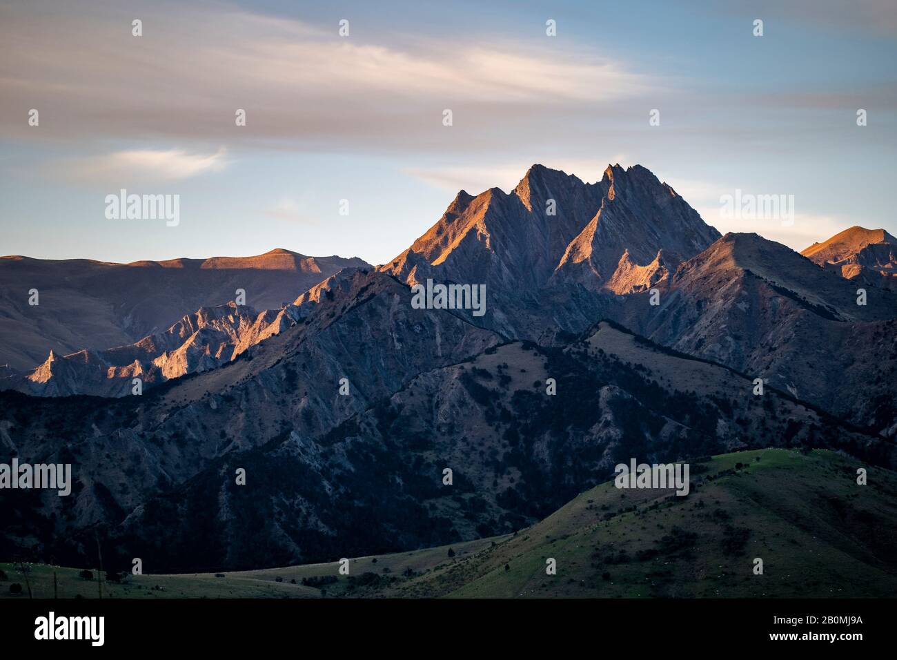 Small Rocky Ridge Rural Photo Reference Rocky ridge farm hi-res stock photography and images - Alamy