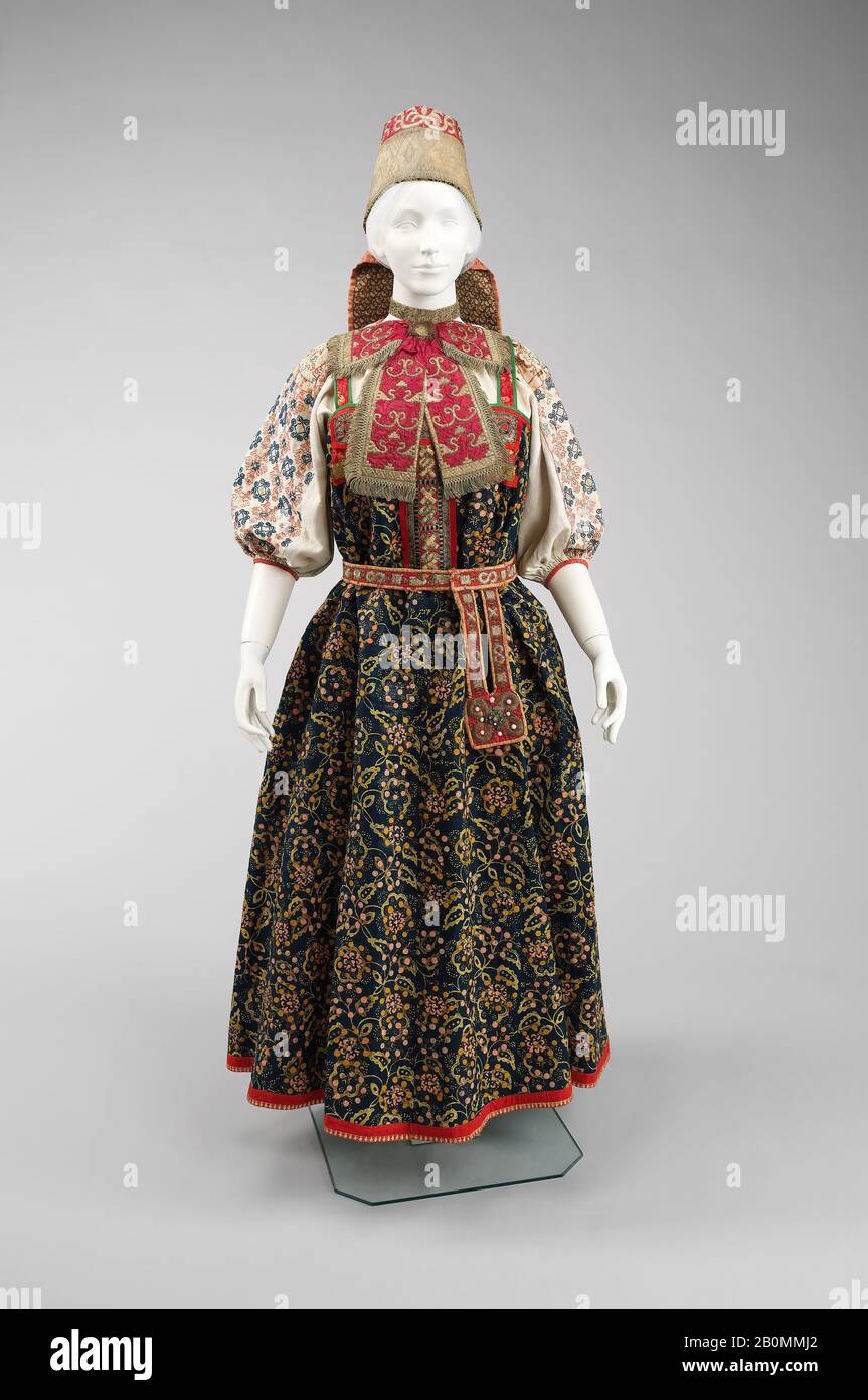 Старинные Русские Женские Наряды Фото И Описание