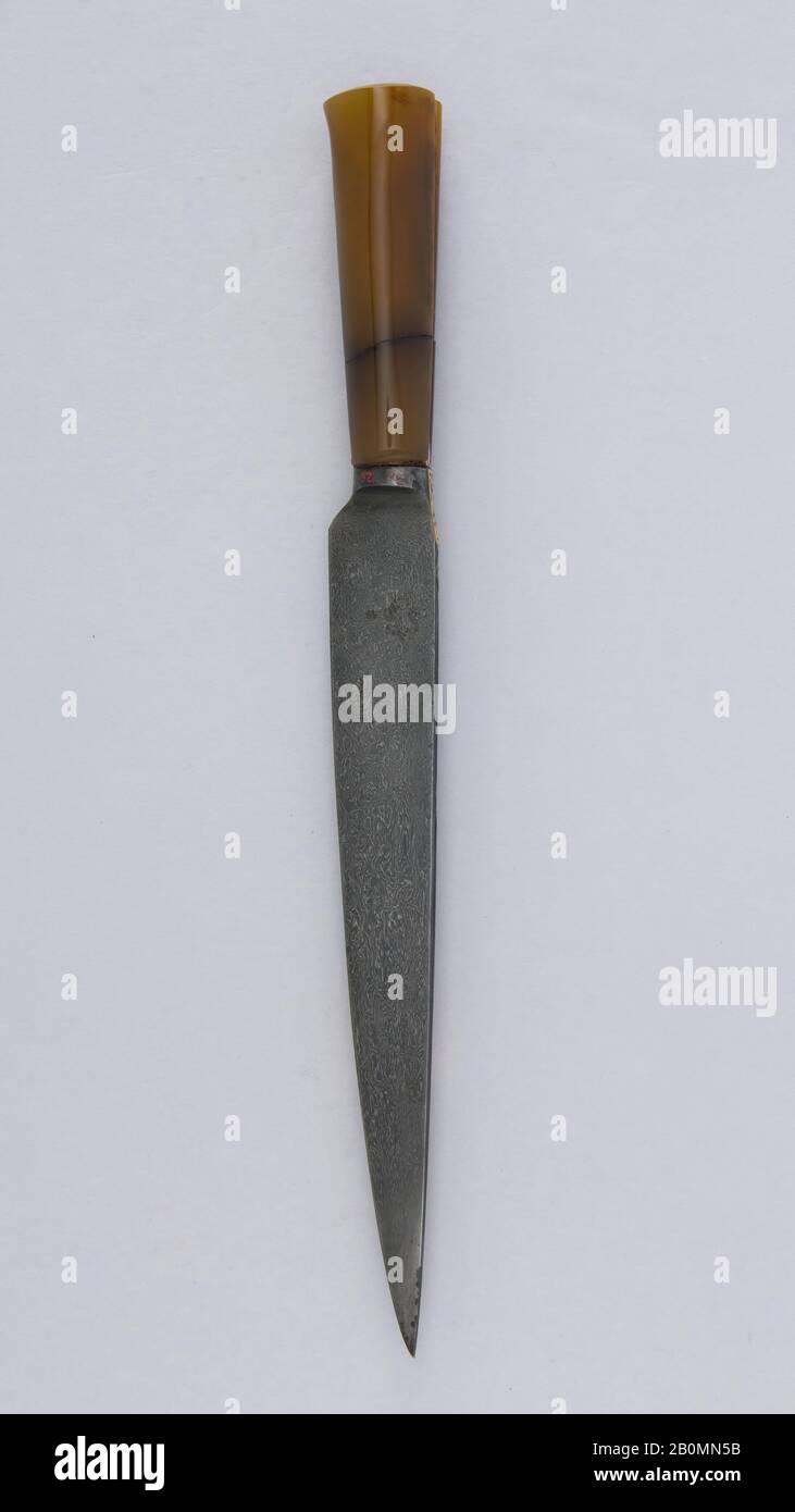 Knife (Kard), Persian, Qajar, 18th–19th century, Persian, Qajar, Steel, gold, enamel, agate, L. 11 11/16 in. (29.7 cm); L. of blade 8 in. (20.3 cm); W. 1 in. (2.5 cm); Wt. 8.3 oz. (235.3 g), Knives Stock Photo