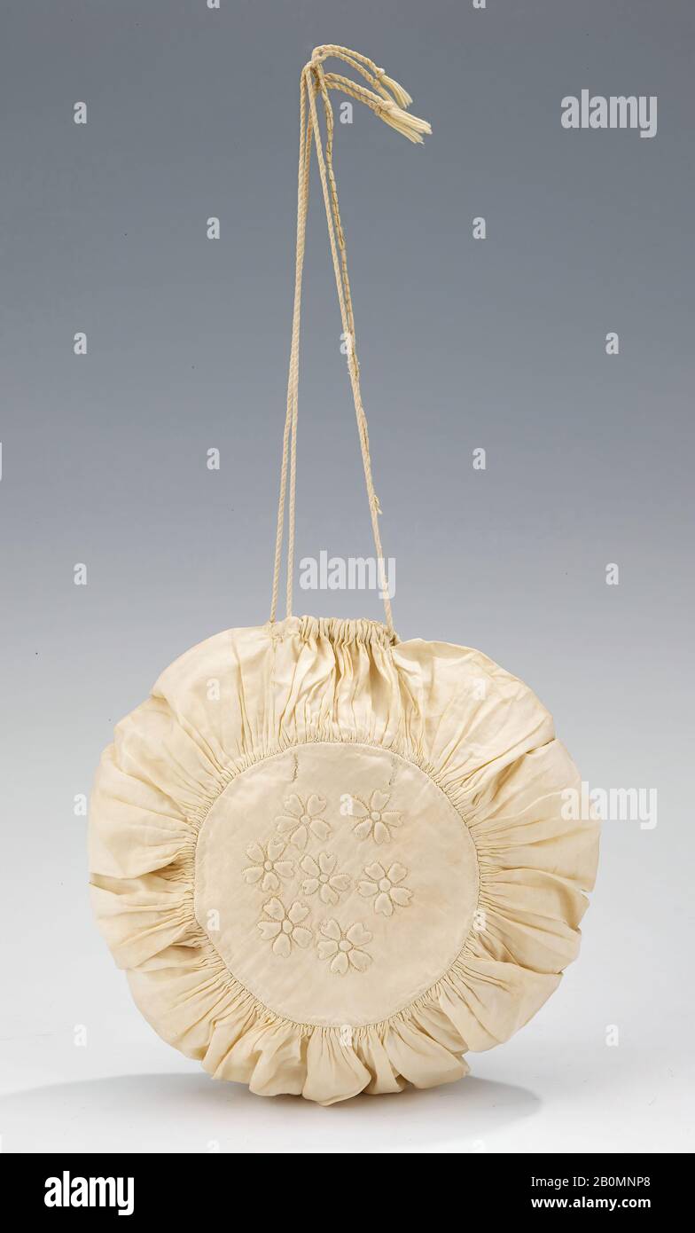 Reticule hi-res stock photography and images - Alamy