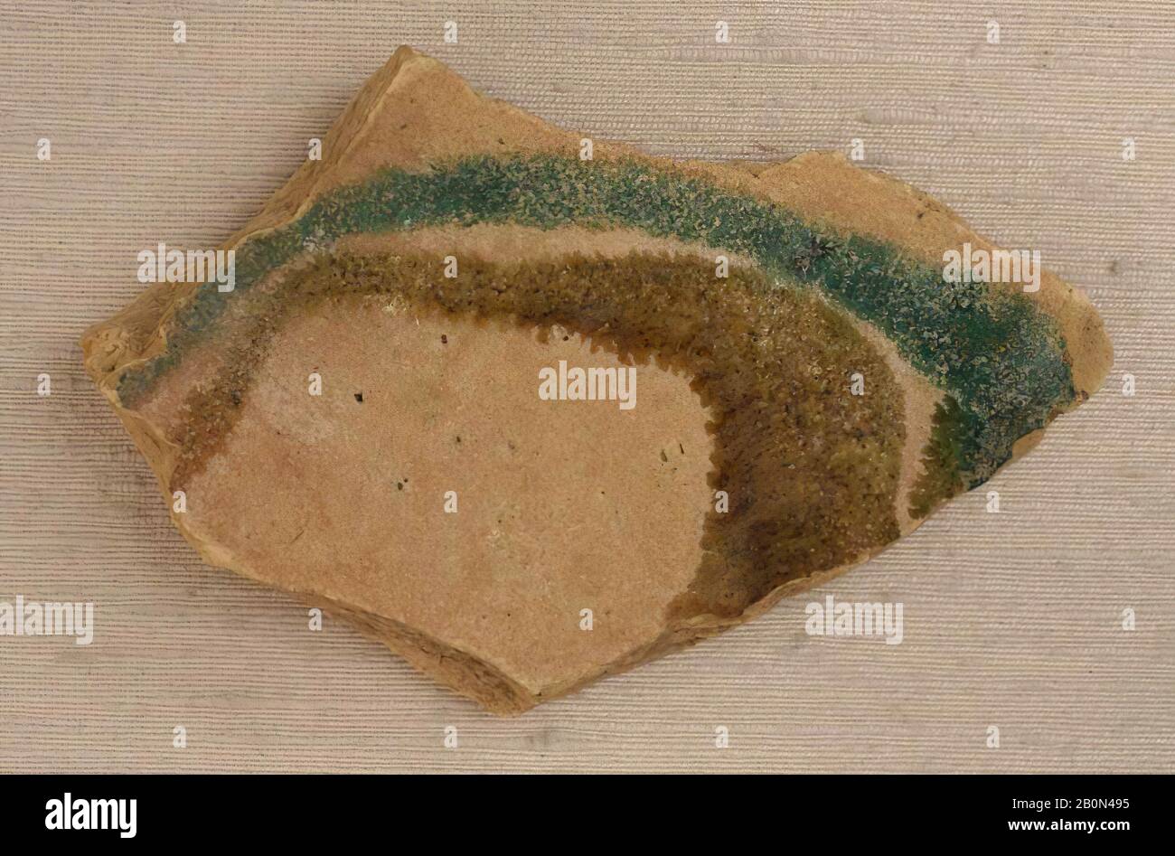 Fragment, 8th–9th century, Found/excavated Iraq, Ctesiphon, Earthenware; glazed, Ceramics Stock Photo