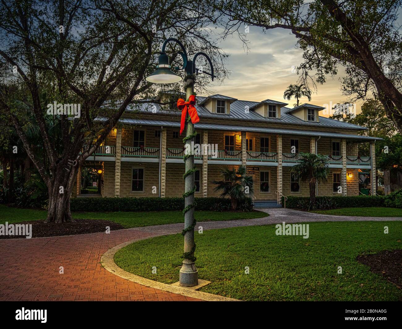 The historical New River Inn alongside the New River, Las Olas, Fort Lauderdale Stock Photo