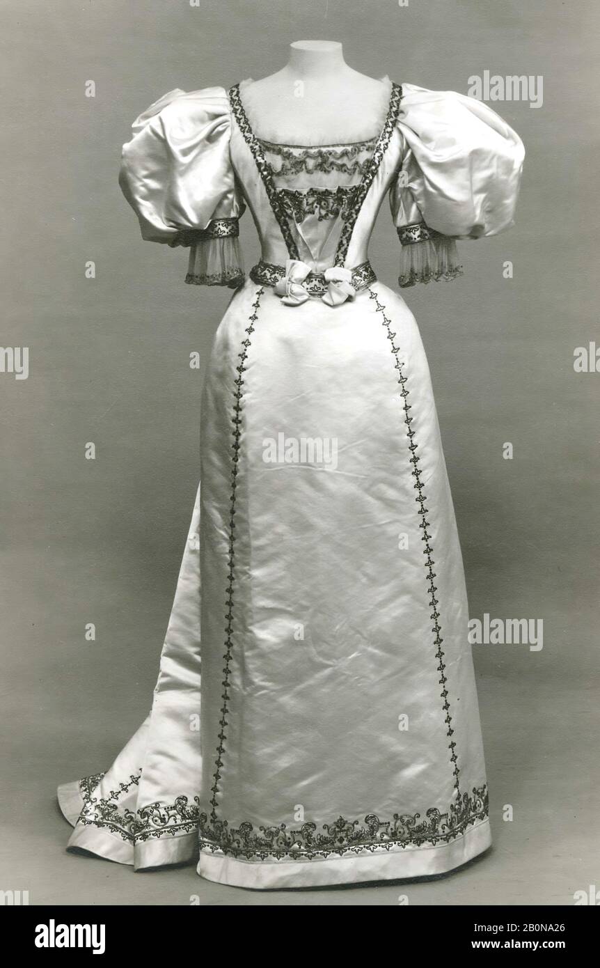 House of Worth, Evening dress, French, 1899, French, silk Stock Photo -  Alamy