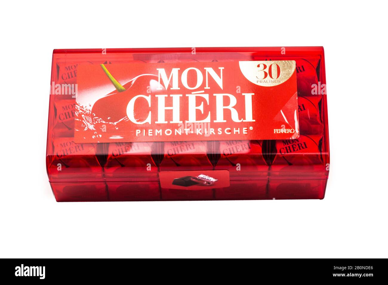 Hüttenberg, GERMANY - FEBRUARY 19, 2020: Box of Ferrero Mon Cheri chocolate  pralines. Mon Chéri is an internationally known brand name of the Italian  Stock Photo - Alamy