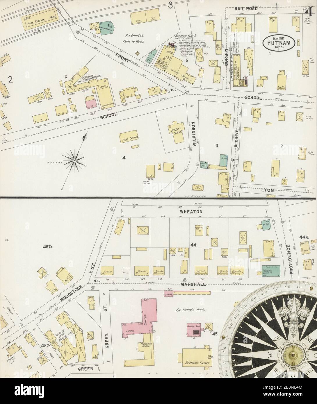 Image 4 of Sanborn Fire Insurance Map from Putnam, Windham County, Connecticut. May 1897. 7 Sheet(s), America, street map with a Nineteenth Century compass Stock Photo