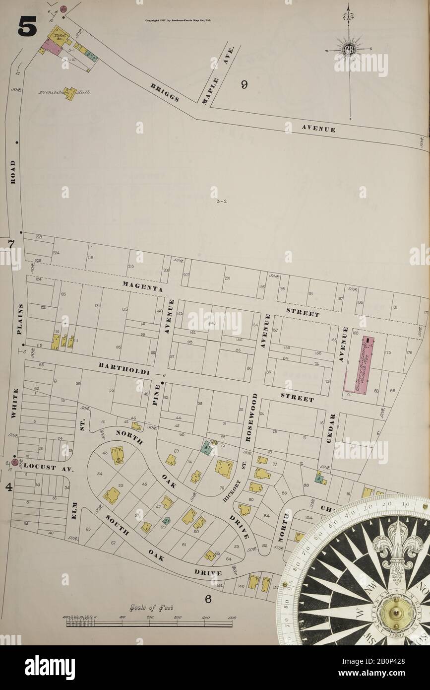 Image 6 of Sanborn Fire Insurance Map from New York, Bronx, Manhattan, New York. 1890 - 1902 Vol. B, 1897. 57 Sheet(s). Key map to edition. Bound, America, street map with a Nineteenth Century compass Stock Photo