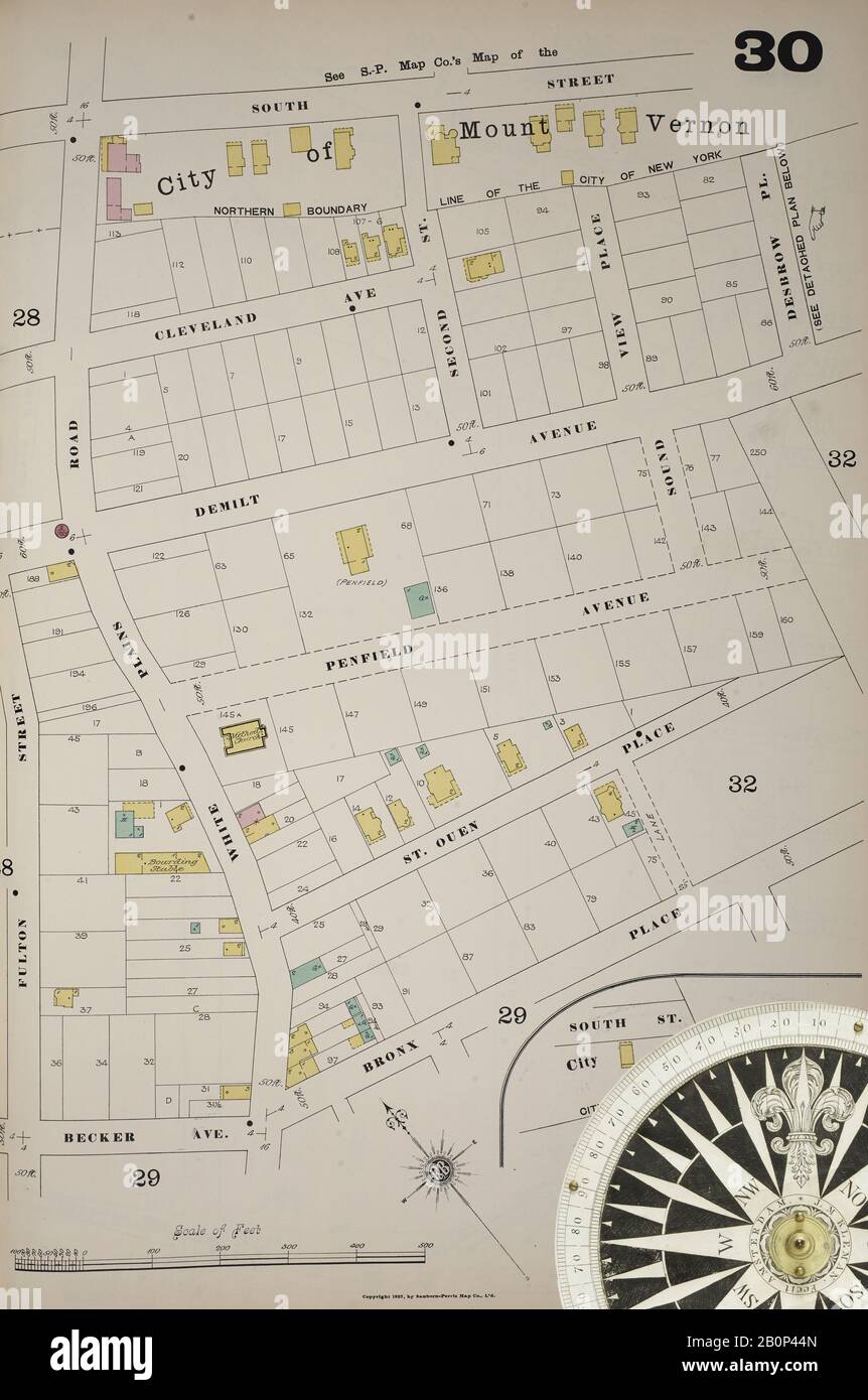 Image 35 of Sanborn Fire Insurance Map from New York, Bronx, Manhattan, New York. 1890 - 1902 Vol. B, 1897. 57 Sheet(s). Key map to edition. Bound, America, street map with a Nineteenth Century compass Stock Photo