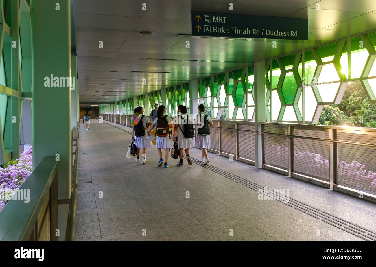 Singapore school girl hi-res stock photography and images - Alamy