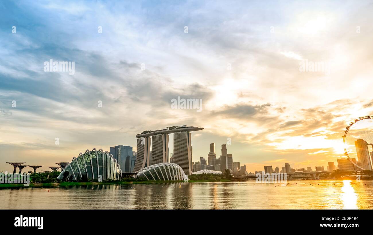 Cityscape Singapore modern and financial city in Asia. Marina bay