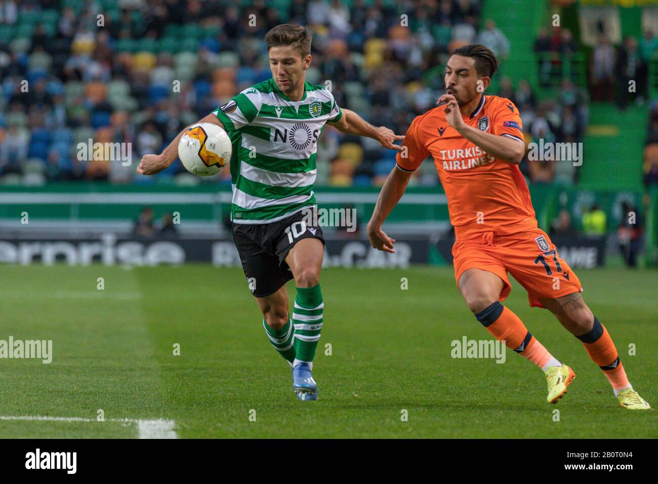 Lisbon, Portugal. 20th Feb, 2020. February 20, 2020. Lisbon, Portugal. Sporting's forward from Argentina Luciano Vietto (10) in action during the game of the UEFA Europa League, Sporting CP vs Istanbul Basaksehir Credit: Alexandre de Sousa/Alamy Live News Stock Photo