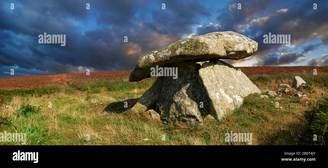 Chun or Chûn, Quoit is a megalithic burial dolmen from the Neolithic period, circa 2400 BC, near Morvah on the Chun Nature Reserve, Penwith peninsula, Stock Photo