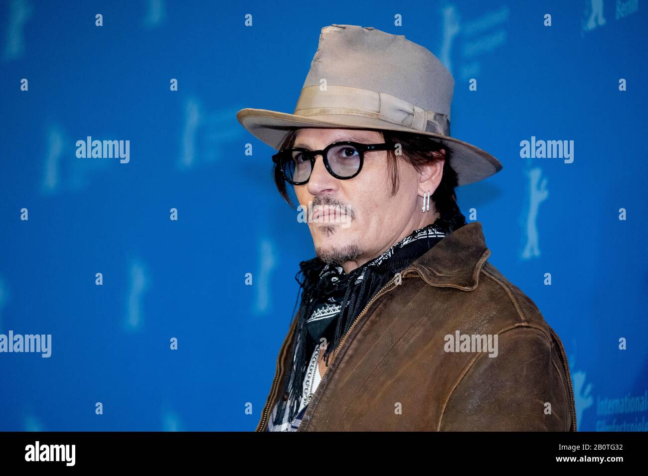 Berlin, Germany. 21st Feb, 2020. 70th Berlinale, Photocall, Special Gala, 'Minamata': Johnny Depp, actor. The International Film Festival takes place from 20.02. to 01.03.2020. Credit: Christoph Soeder/dpa/Alamy Live News Stock Photo