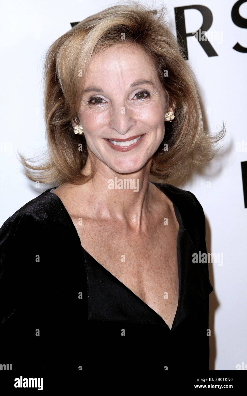 Amanda burden hi-res stock photography and images - Alamy