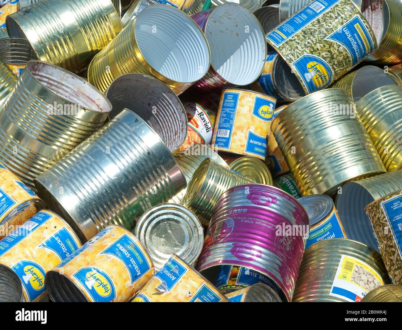 Recycling bin metal cans tins hires stock photography and images Alamy