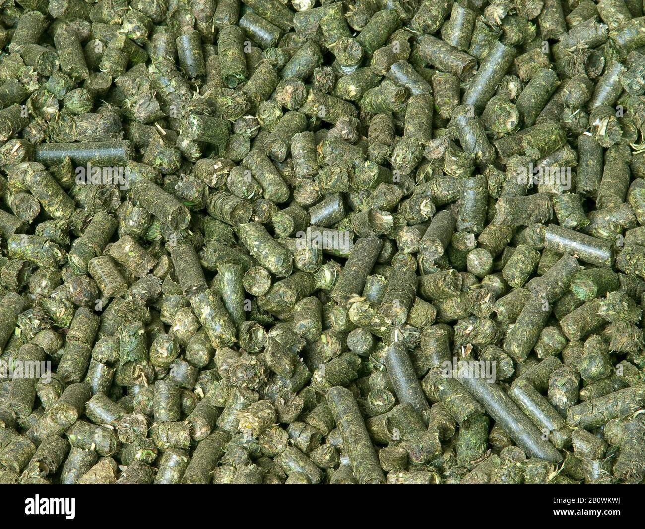 Animal feed pellets hires stock photography and images Alamy