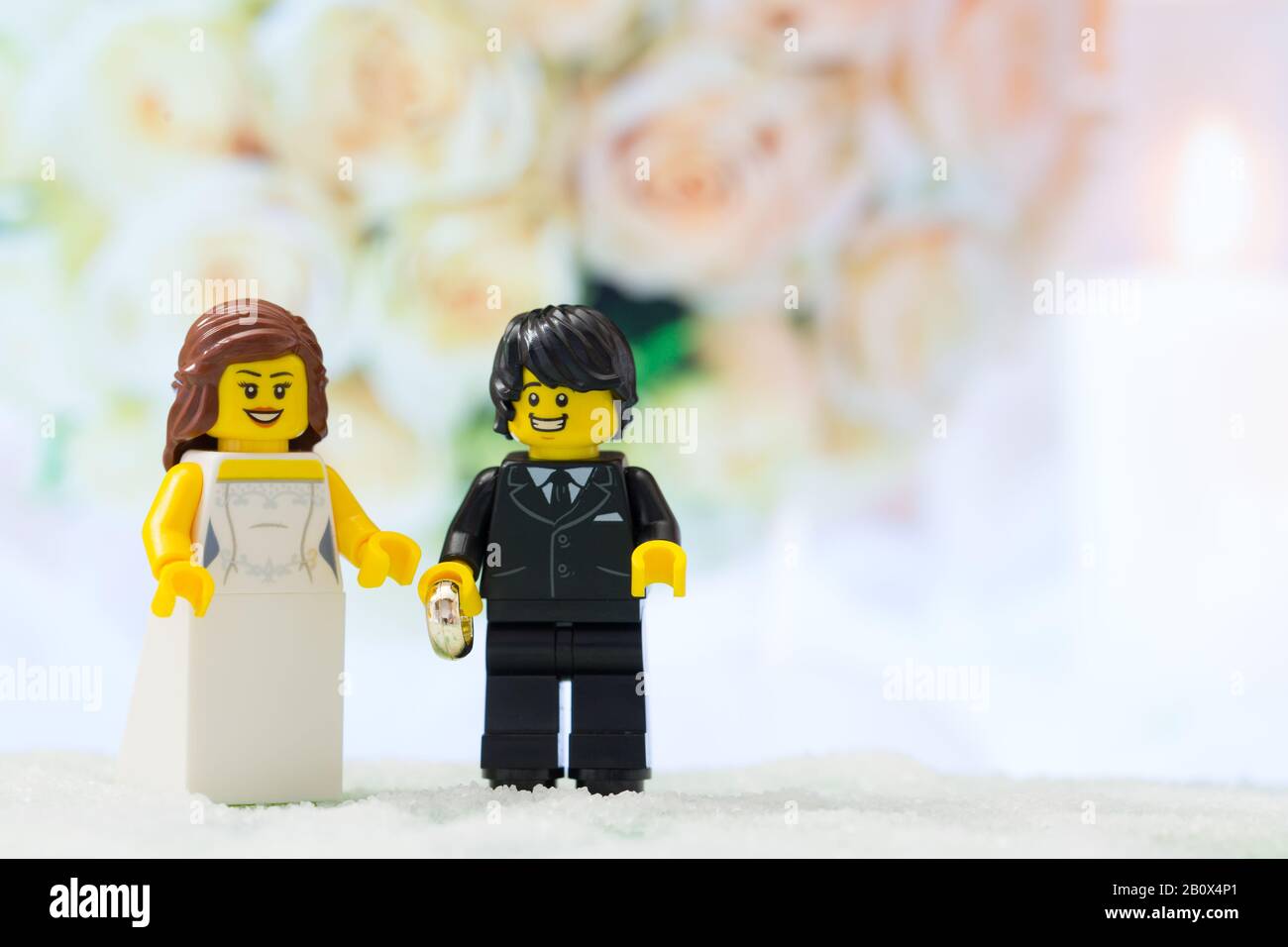 Lego married couple hotsell