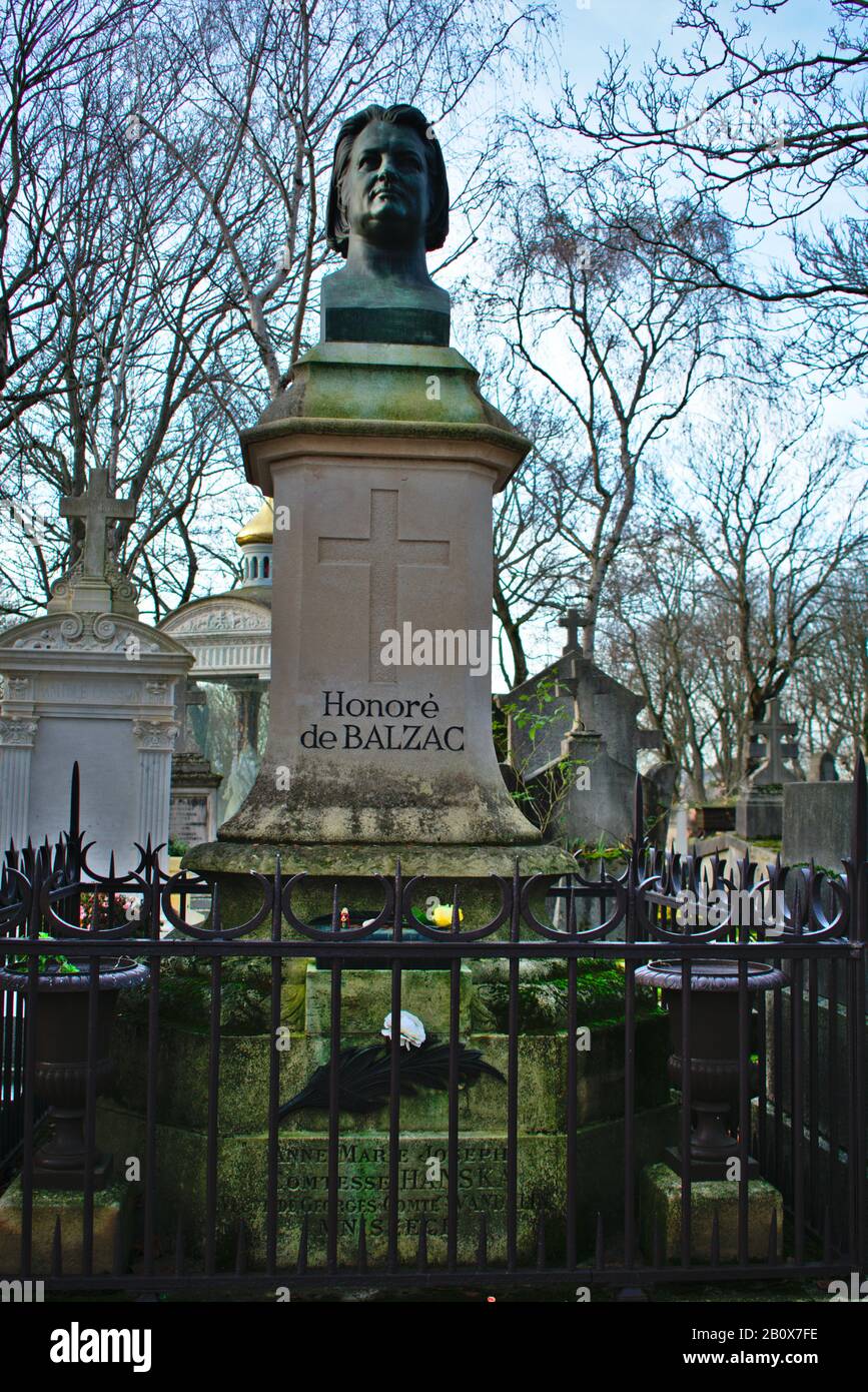 Balzac grave tomb in Pere Lachaise graveyard in Paris Stock Photo