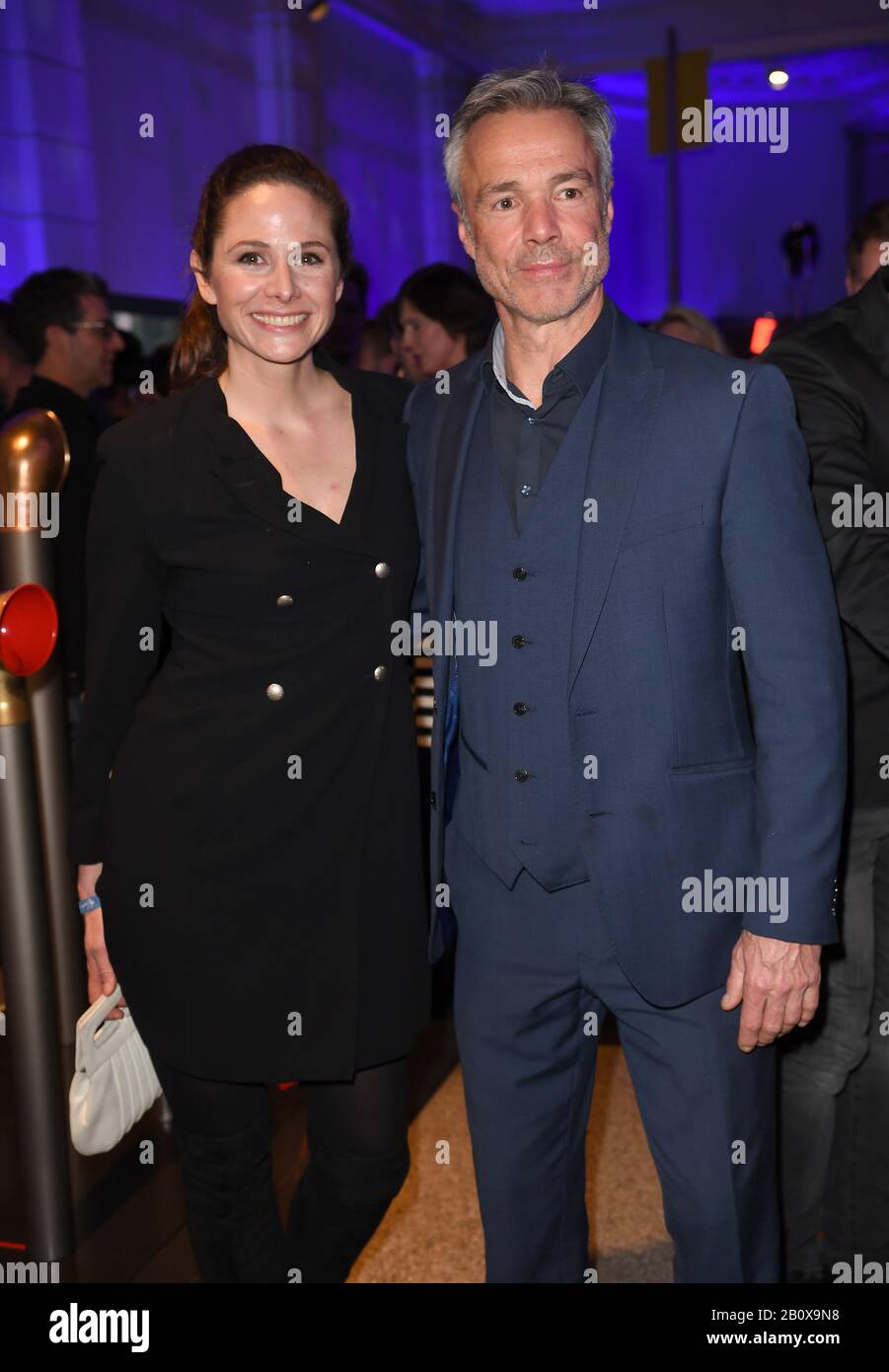 Berlin, Germany. 21st Feb, 2020. 70th Berlinale, Party Blue Hour: Actor Hannes Jaenicke and actress Ellenie Salvo Gonzalez. The International Film Festival takes place from 20.02. to 01.03.2020. Credit: Britta Pedersen/dpa-zentralbild/dpa/Alamy Live News Stock Photo