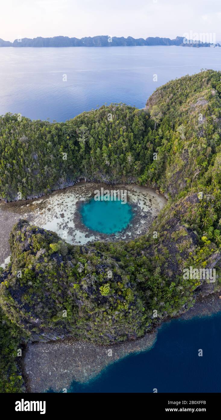 Beautiful limestone islands rise hi-res stock photography and images ...