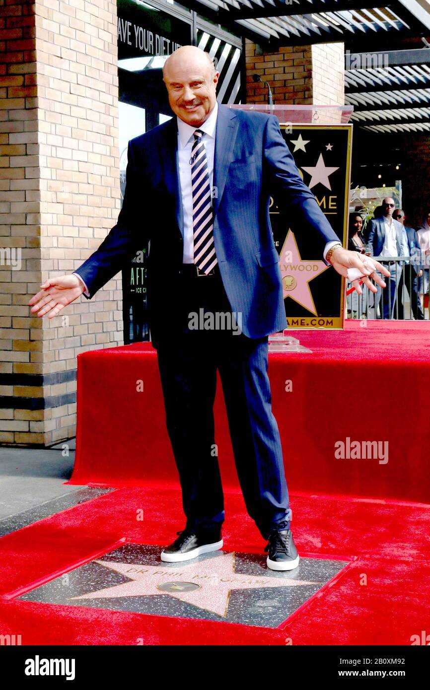 Los Angeles, CA. 21st Feb, 2020. Dr Phil McGraw at the induction ceremony for Star on the Hollywood Walk of Fame for Dr. Phil McGraw, Hollywood Boulevard, Los Angeles, CA February 21, 2020. Credit: Priscilla Grant/Everett Collection/Alamy Live News Stock Photo