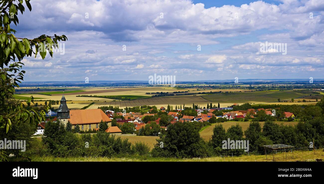 View into the Thuringian Basin from the Fahner Heights near Witterda