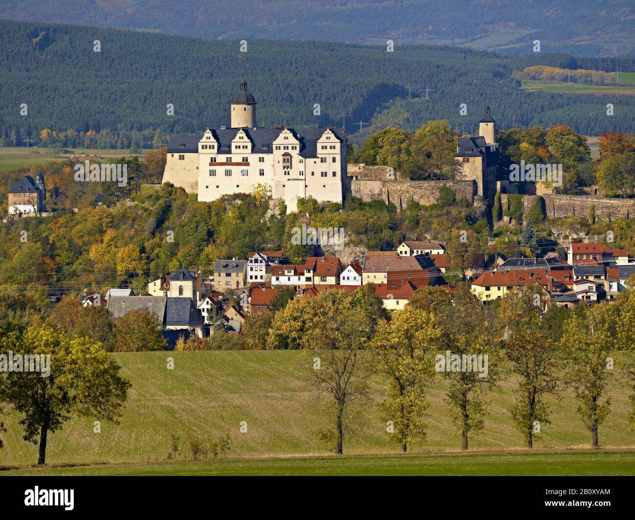 Ranis castle near Pößneck, Saale-Orla district, Thuringia, Germany, Stock Photo
