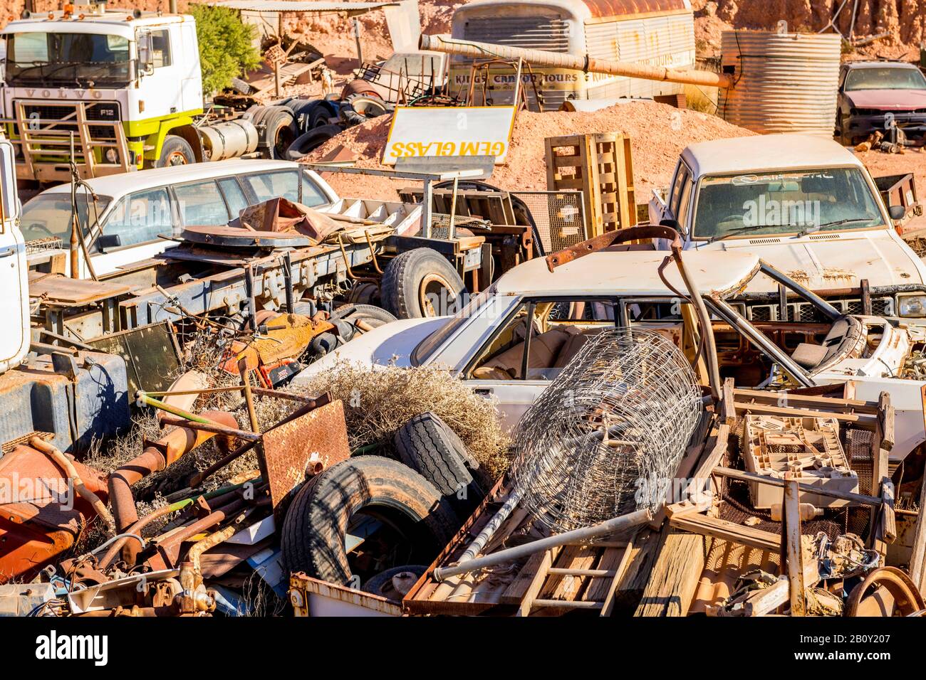 Car junkyard in Coober Pedy, South Australia Stock Photo Alamy