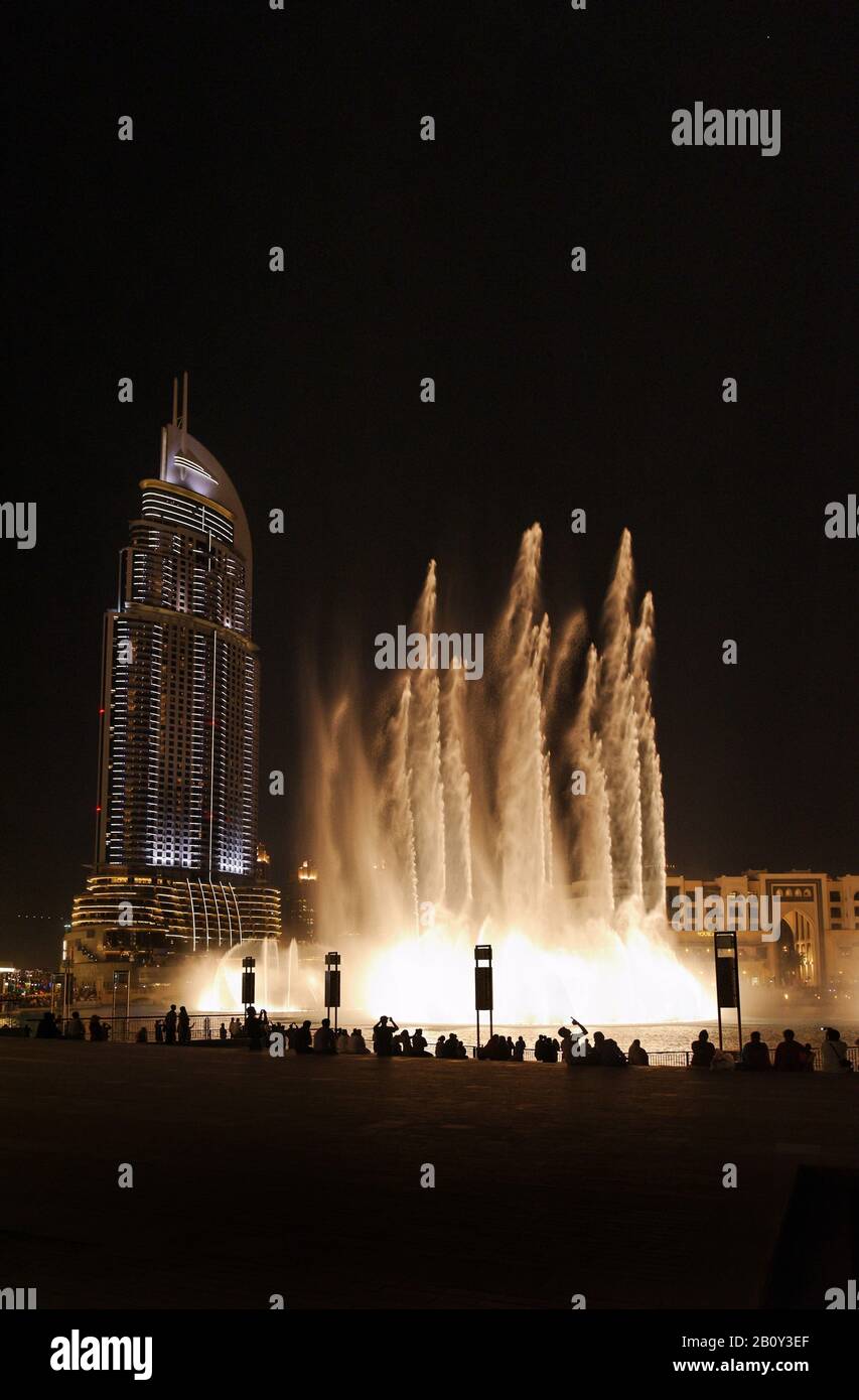 Dubai Fountains and the luxury hotel The Address, Dubai, United Arab