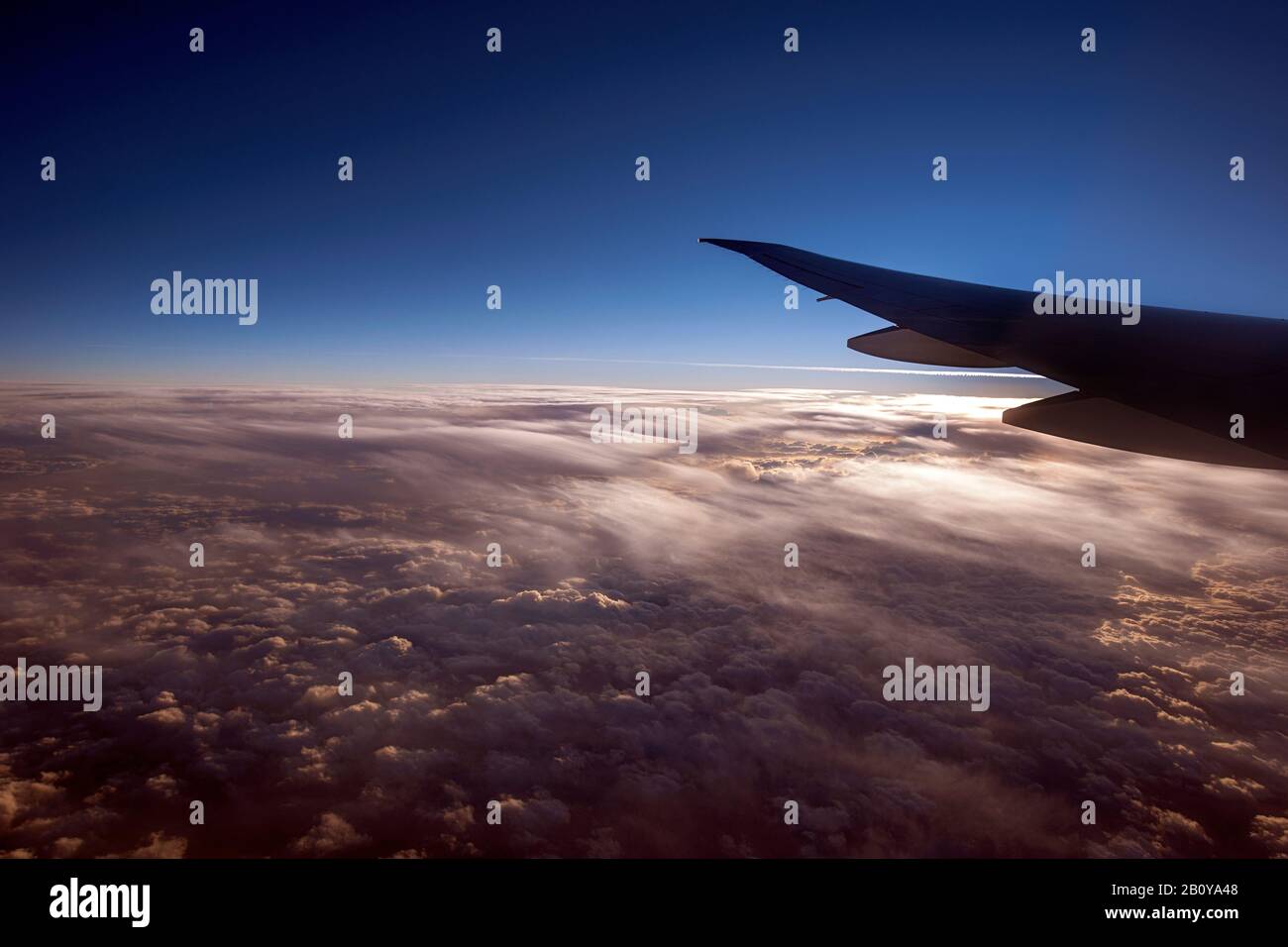 Unclear cloud hi-res stock photography and images - Alamy