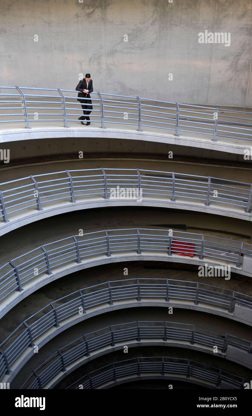 On ramp parking garage hi-res stock photography and images - Alamy