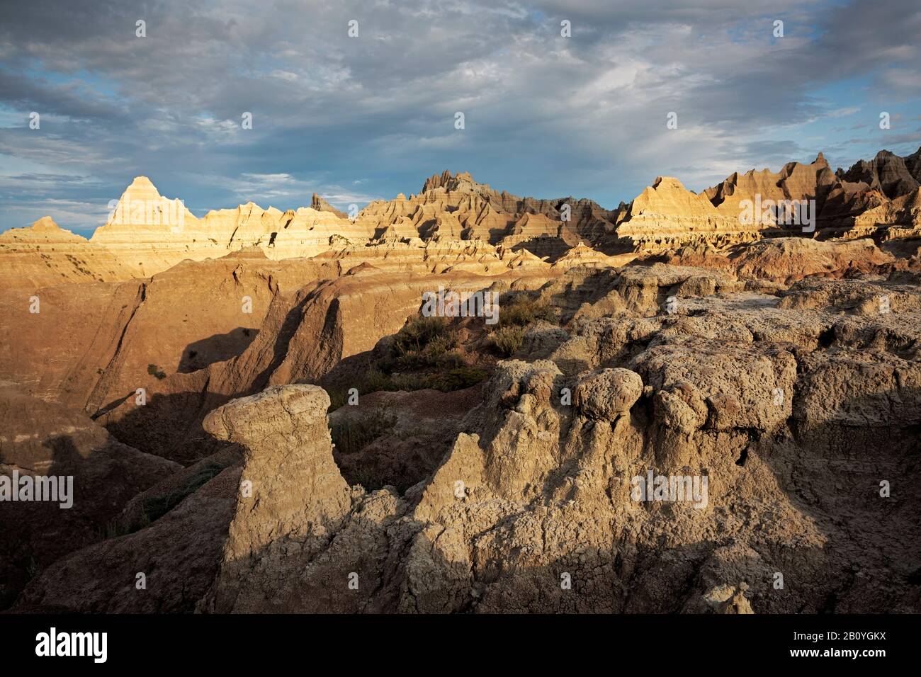 SD00180-00...SOUTH DAKOTA - A toadstool type rock formation in Badlands National Park. Stock Photo