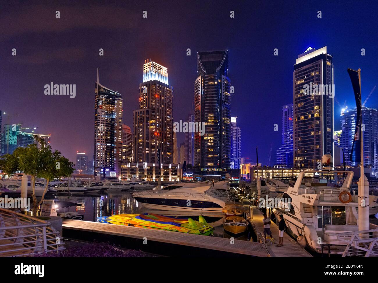 DUBAI MARINA, night shot, building boom, luxury real estate, yachts