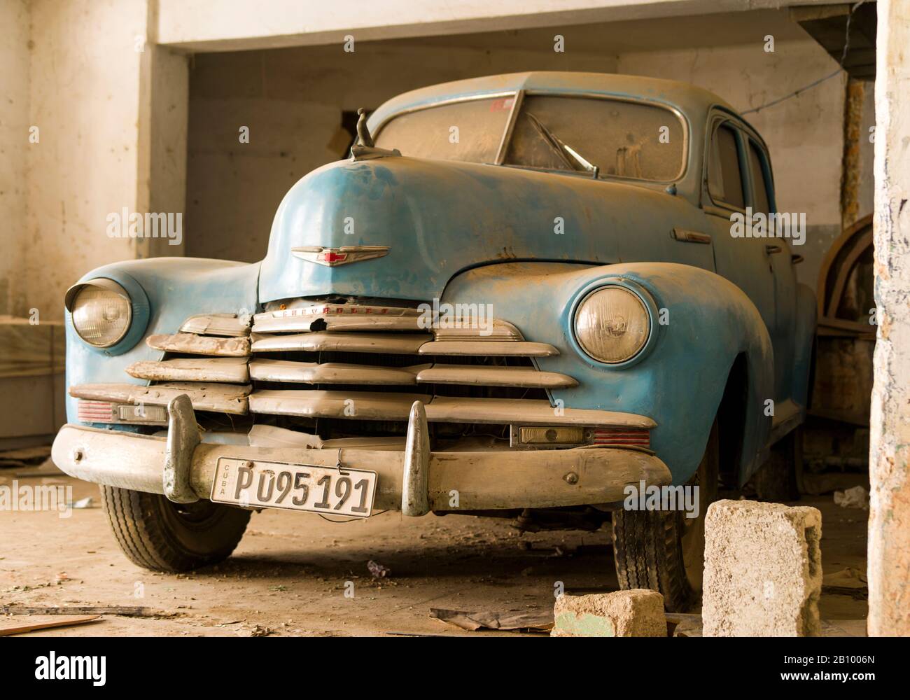 Havana car interior hi-res stock photography and images - Page 3 - Alamy