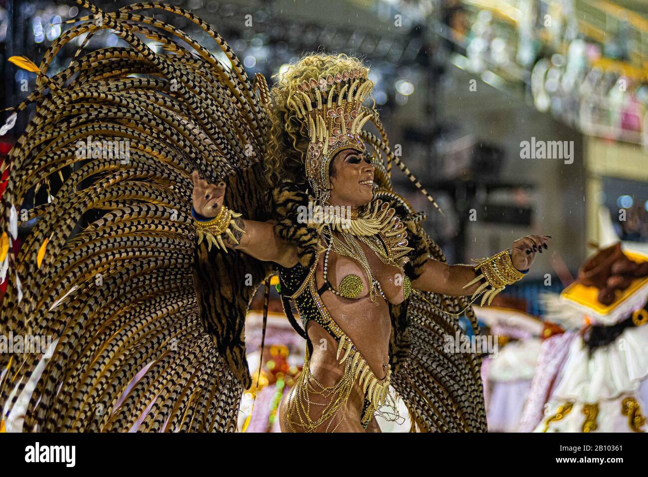 Rio De Janeiro Brazil 21st Feb 2020 Member Of The Acadaƒaªmicos Do Cubango Samba School During The First Day Of The Access Group Parade At The Carnival In Rio De Janeiro Held