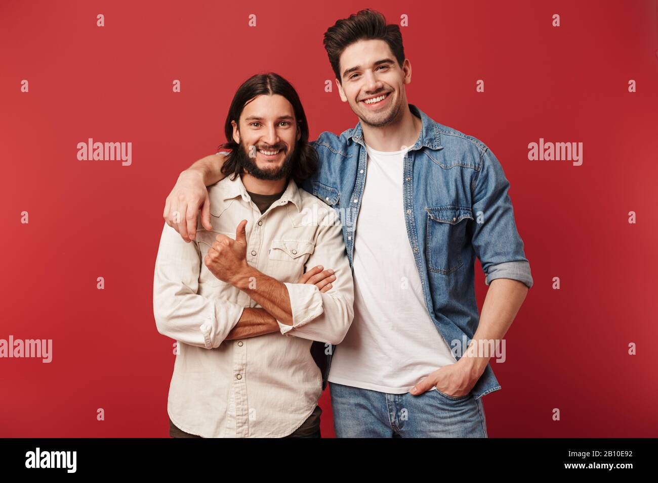 Two men wearing casual hi-res stock photography and images - Alamy