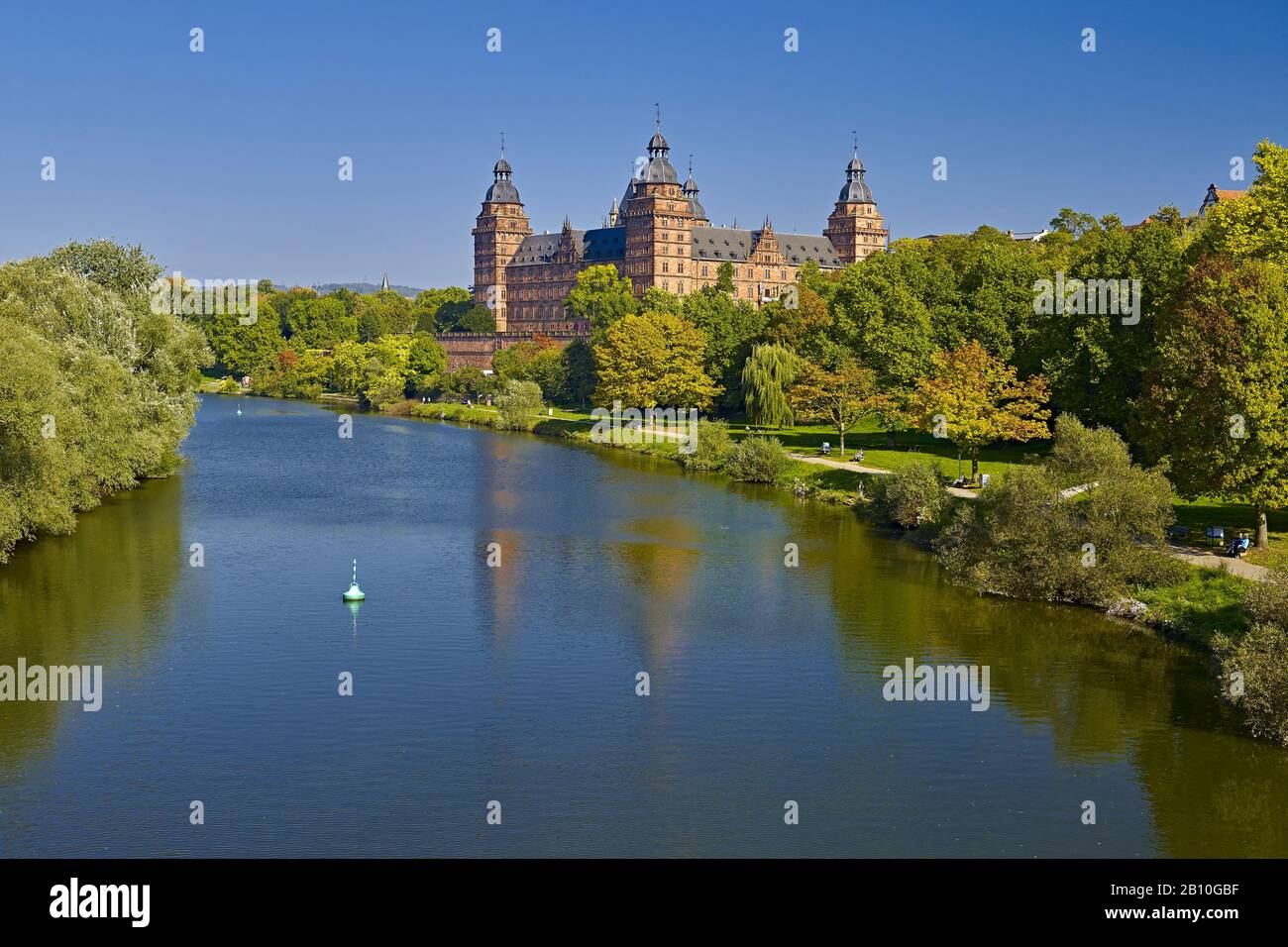 Johannisburg castle on the banks of the main hi-res stock photography